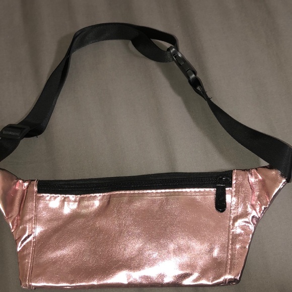 Fanny Pack - Picture 4 of 4